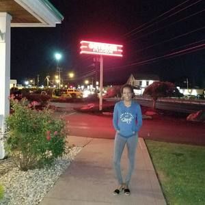 Meet your Posher, Julie